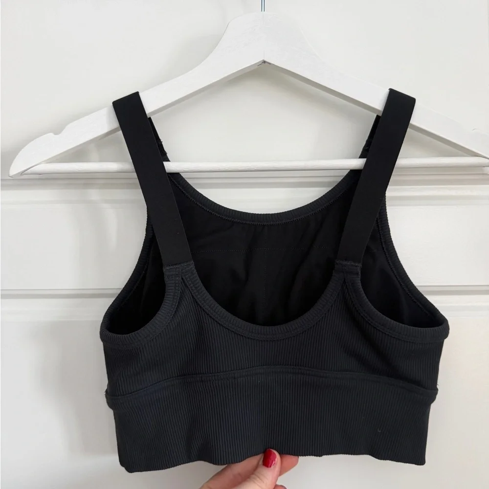 Aerie Black Ribbed Sports Bra - Picture 3 of 4